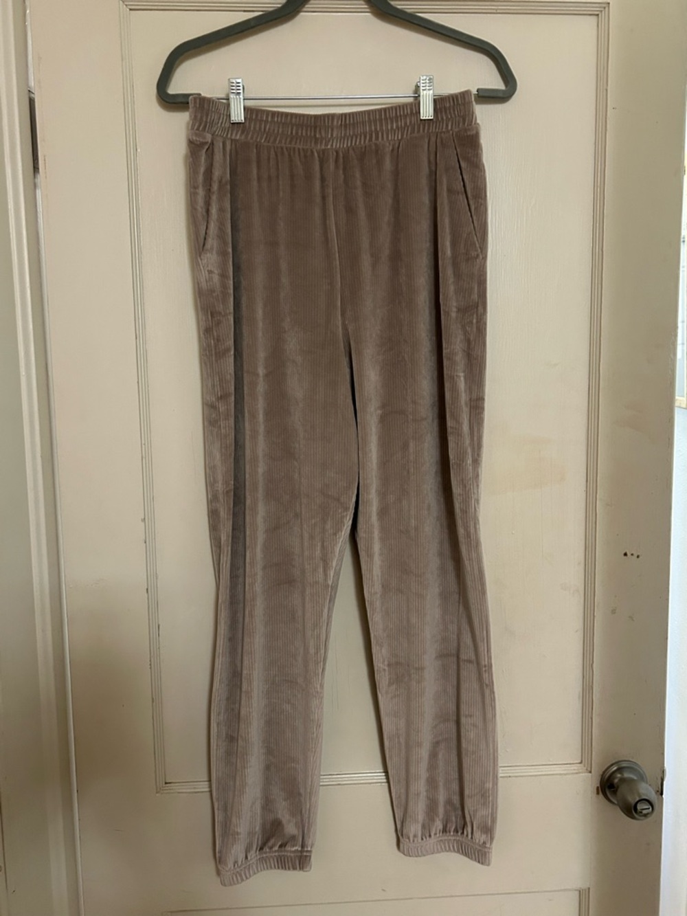 Victoria's Secret Ribbed Lounge Pants in Taupe Gray